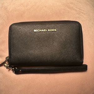 Michael Kors Wristlet